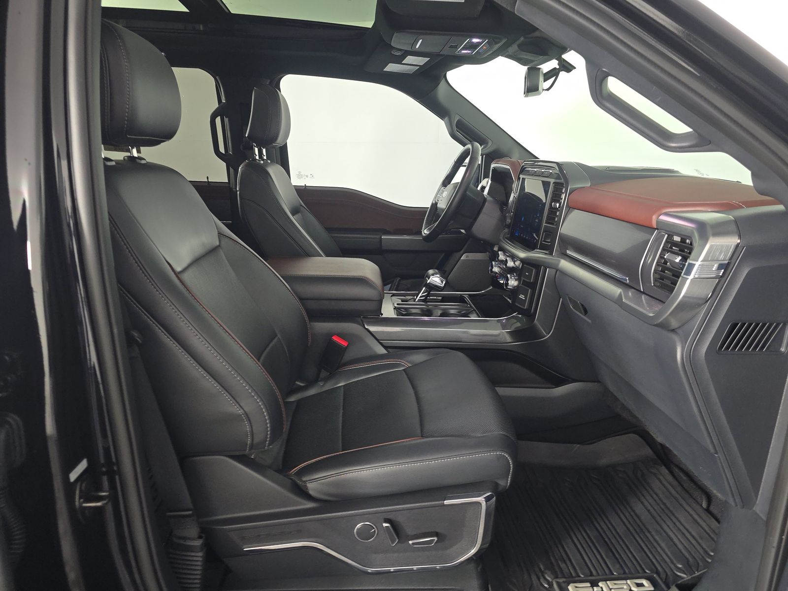 2023 Ford F-150 Lariat AWD