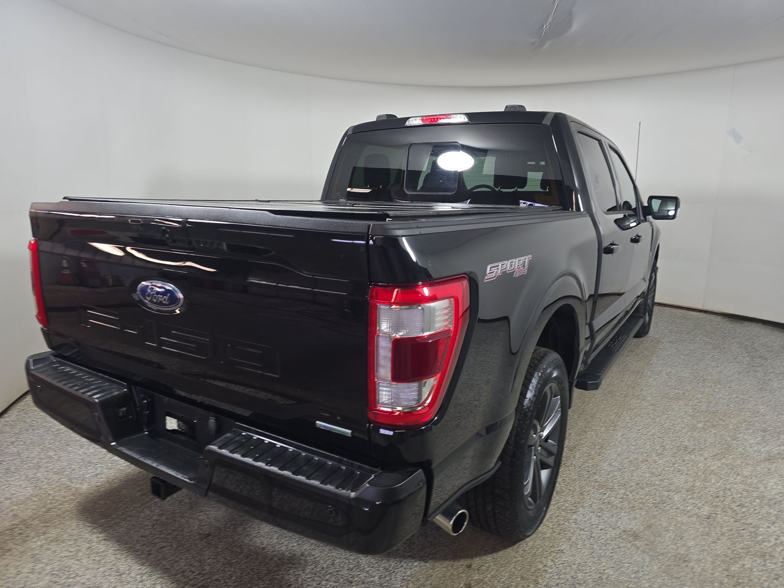2023 Ford F-150 Lariat AWD