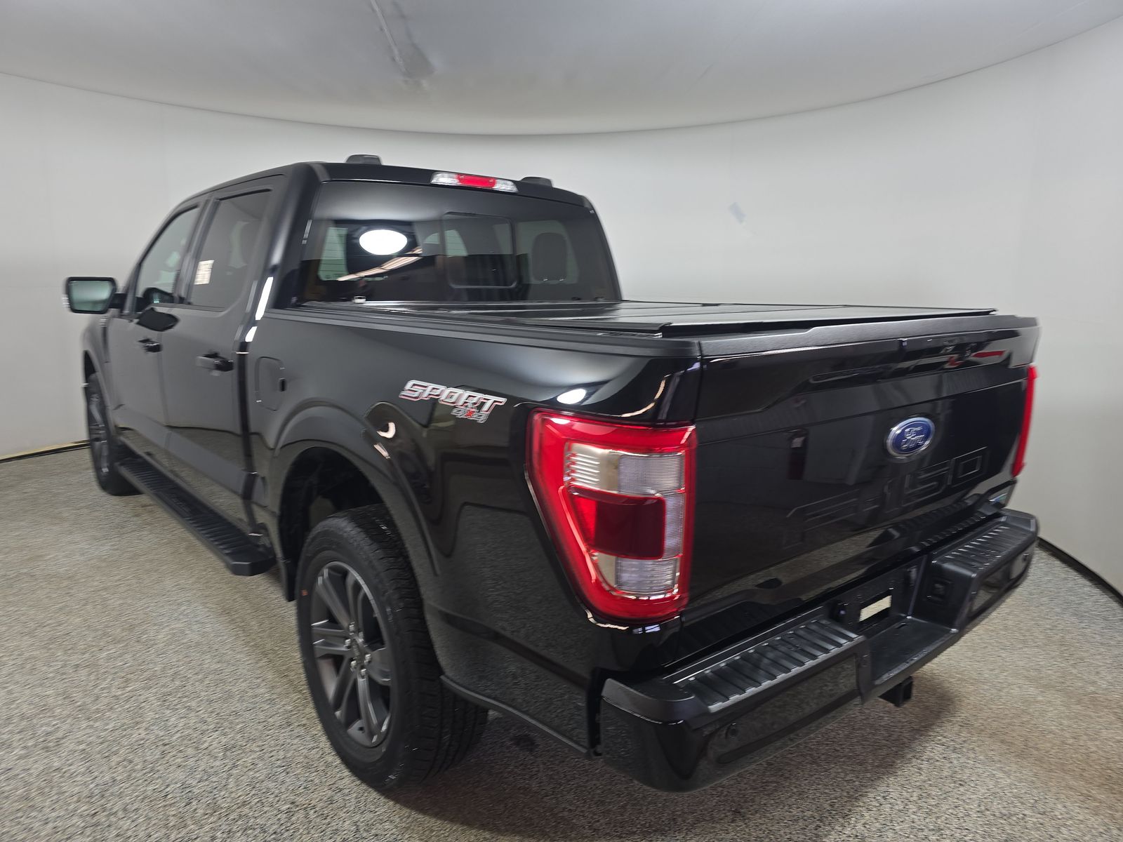 2023 Ford F-150 Lariat AWD