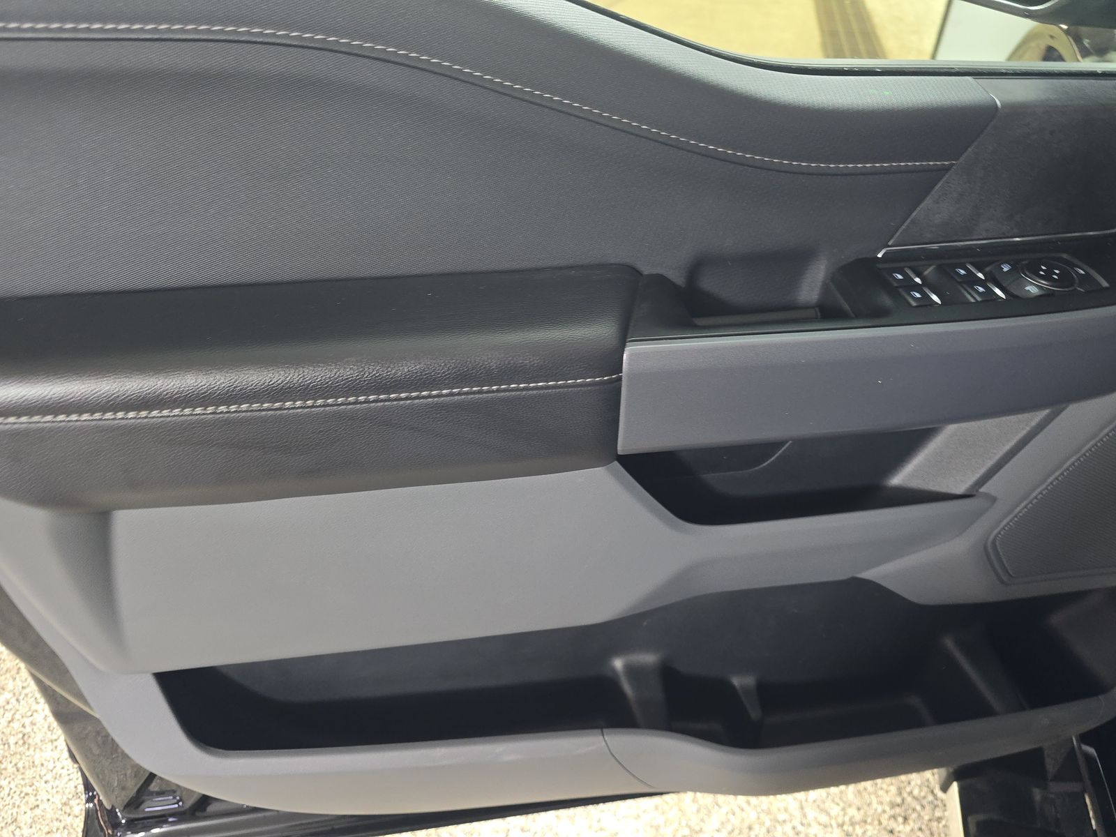 2025 Ford F-150 XLT AWD