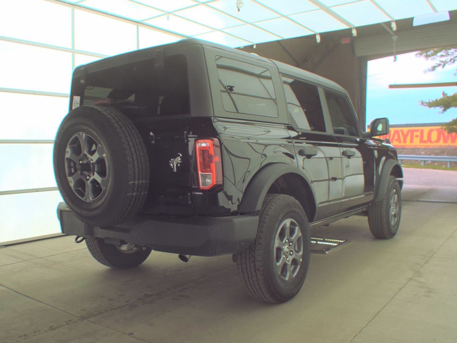 FORD BRONCO - 6