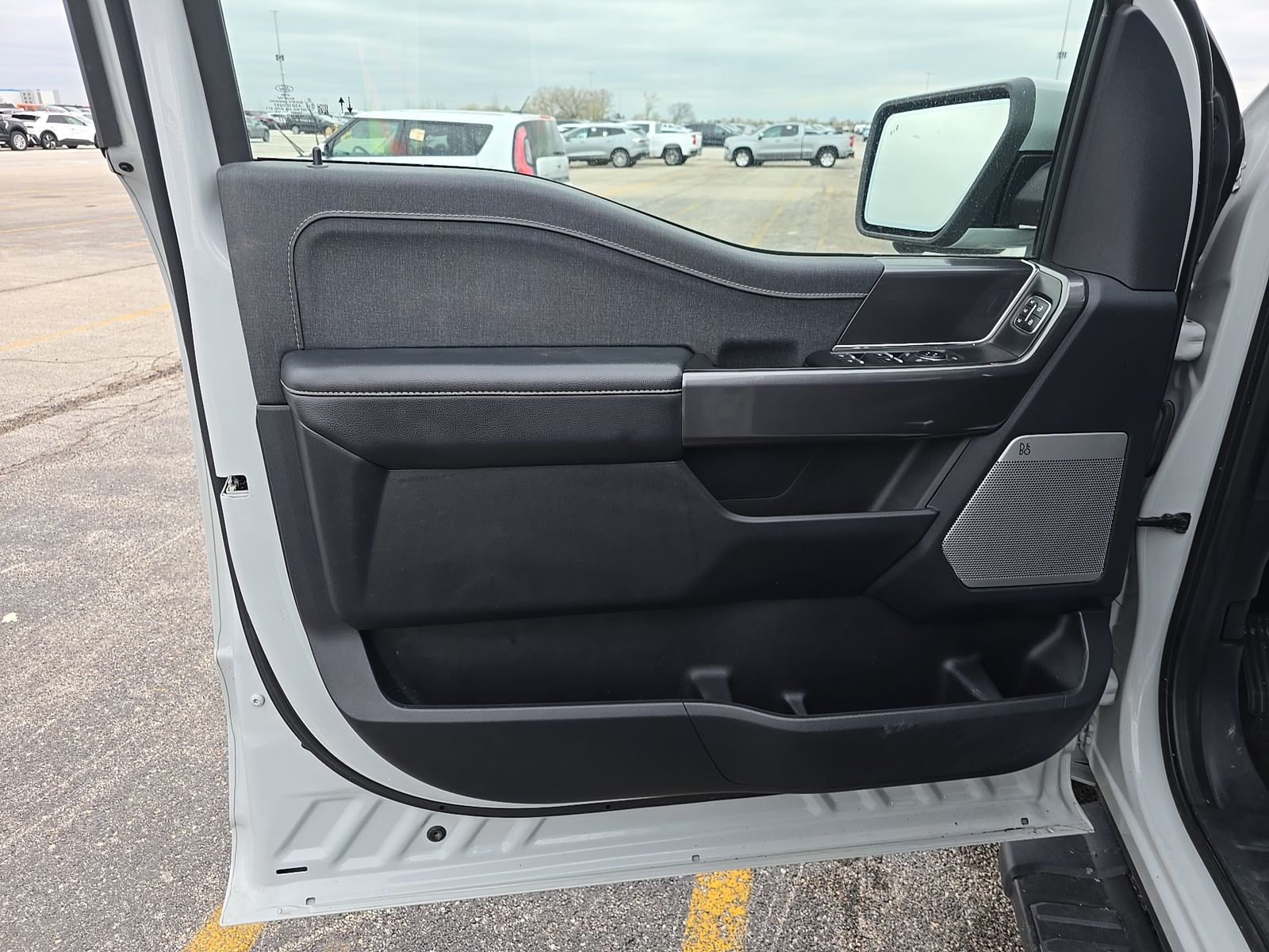 2023 Ford F-150 Hybrid Lariat AWD