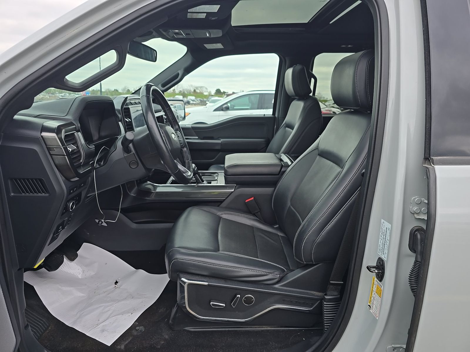 2023 Ford F-150 Hybrid Lariat AWD