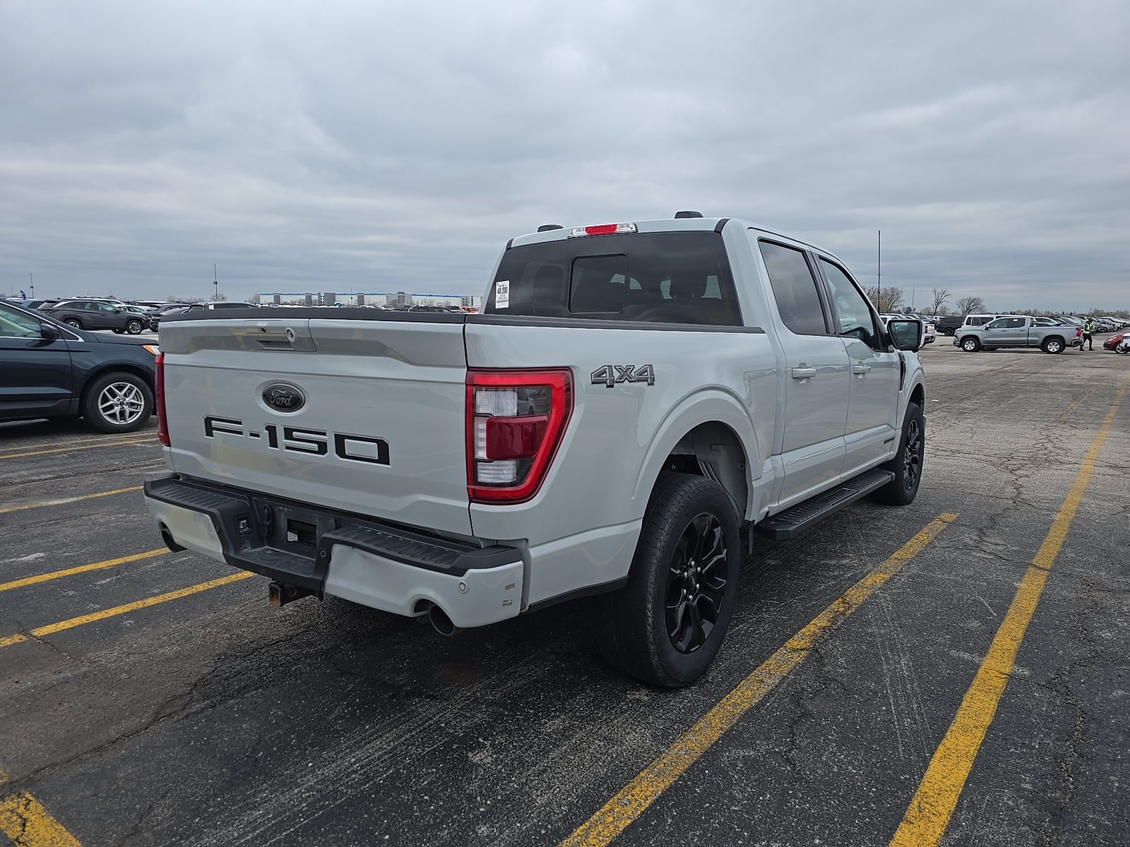 2023 Ford F-150 Hybrid Lariat AWD