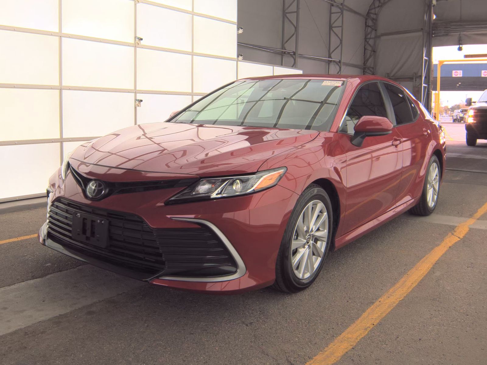 TOYOTA CAMRY - 1