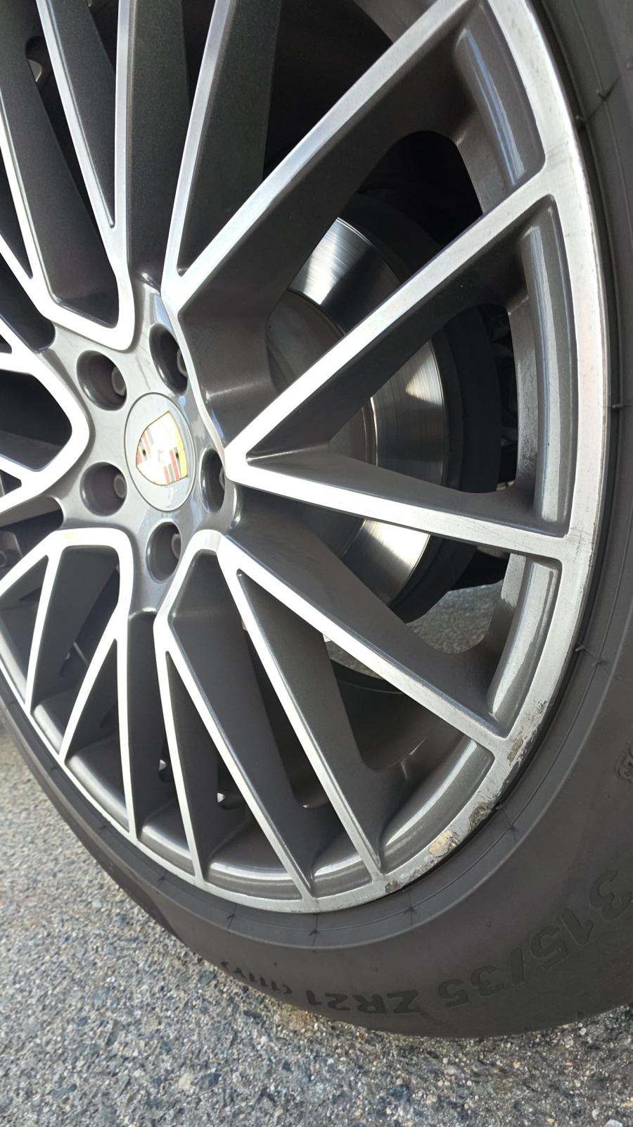 2020 Porsche Cayenne Base AWD