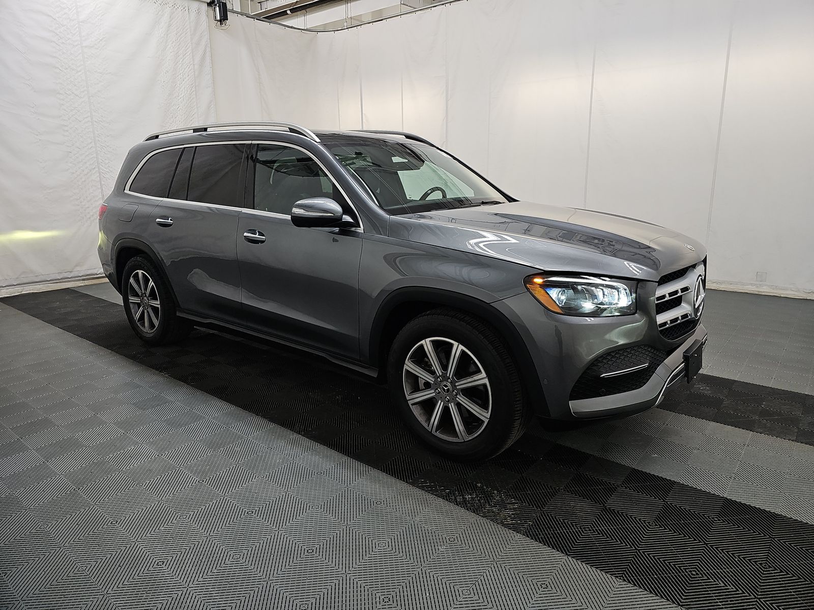 MERCEDES-BENZ GLS - 4