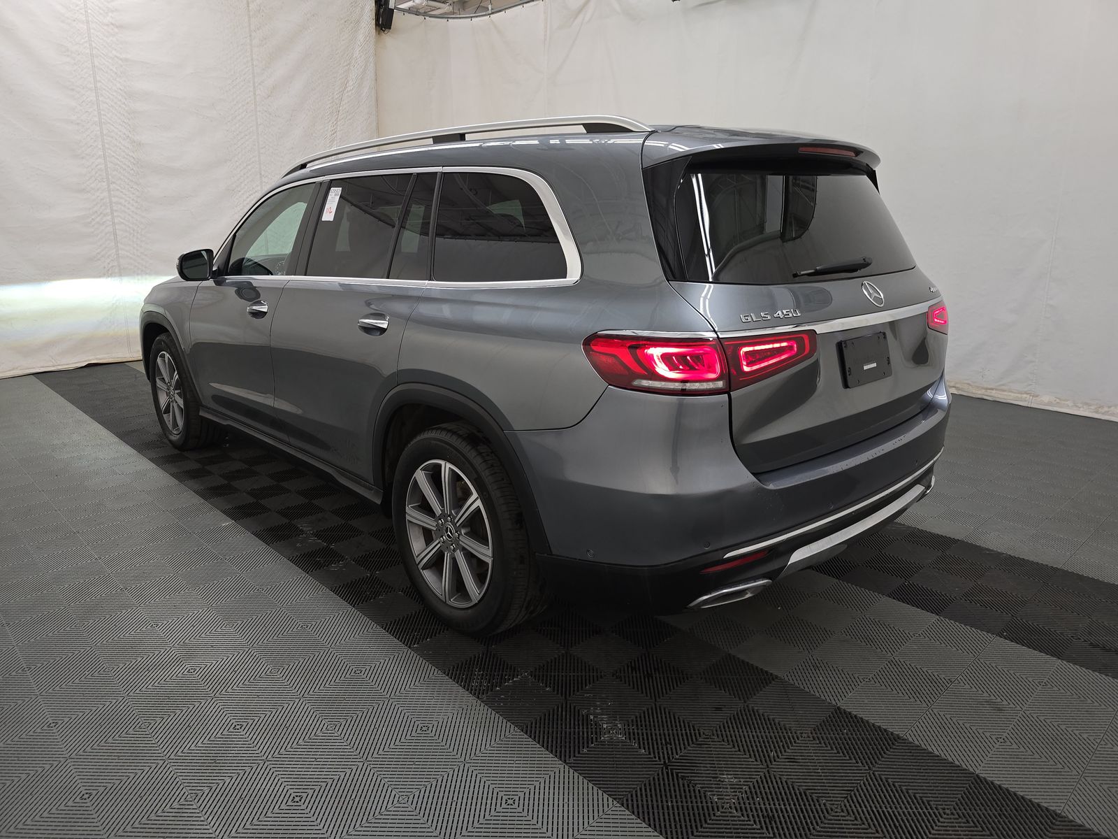 MERCEDES-BENZ GLS - 7