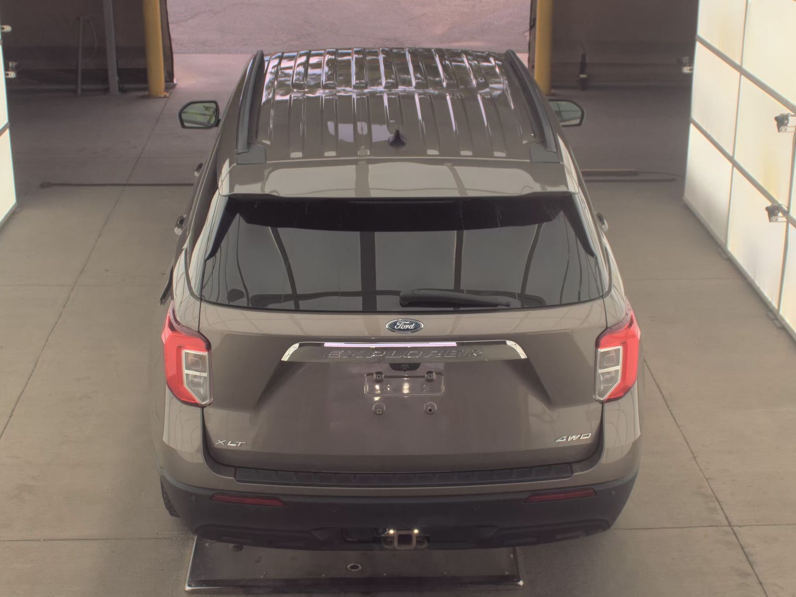FORD EXPLORER - 7