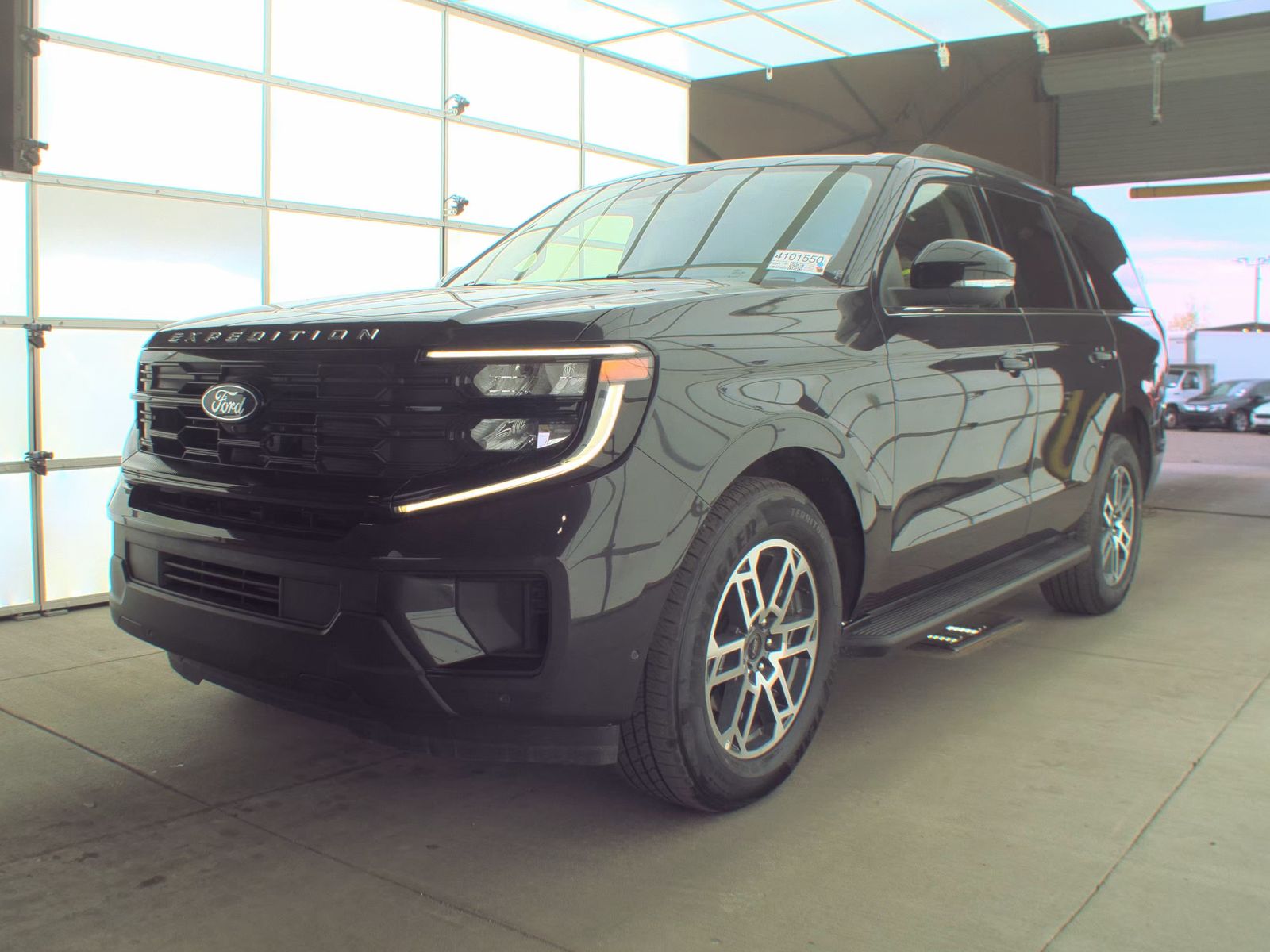 FORD EXPEDITION - 1