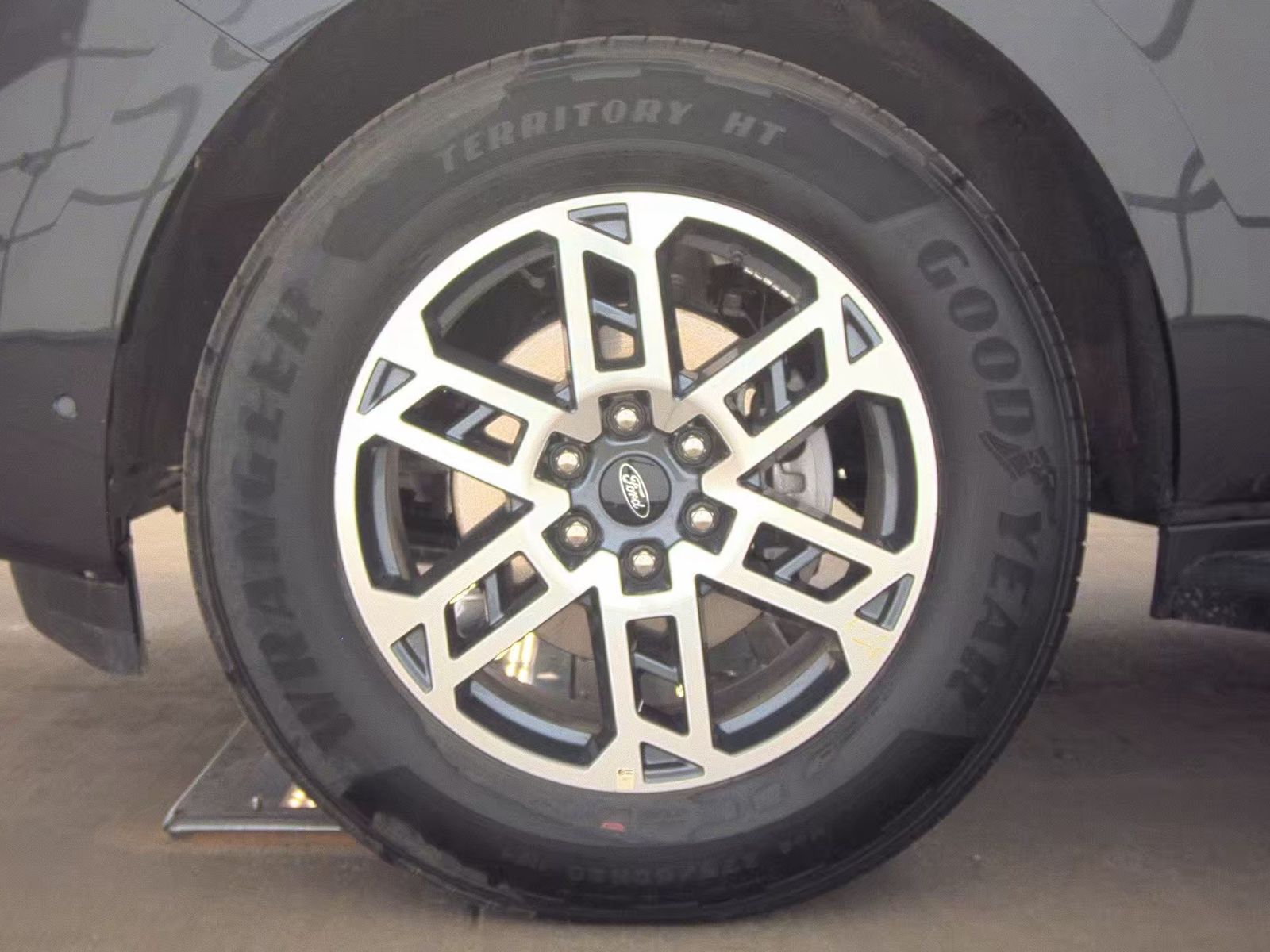 FORD EXPEDITION - 10