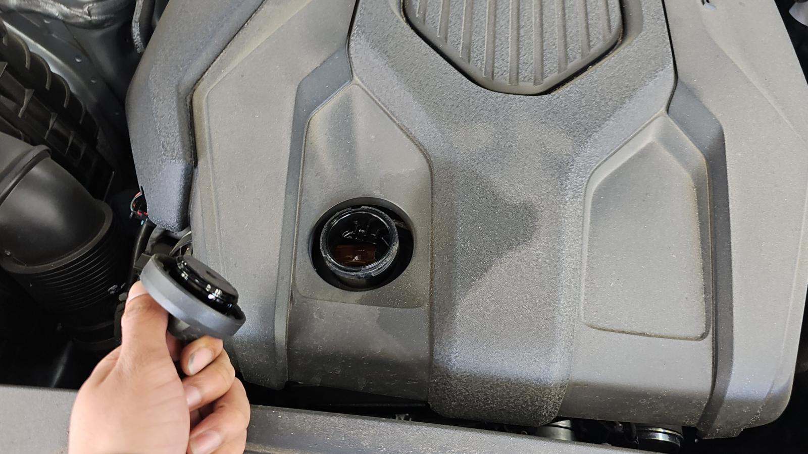 2023 Porsche Macan Base AWD