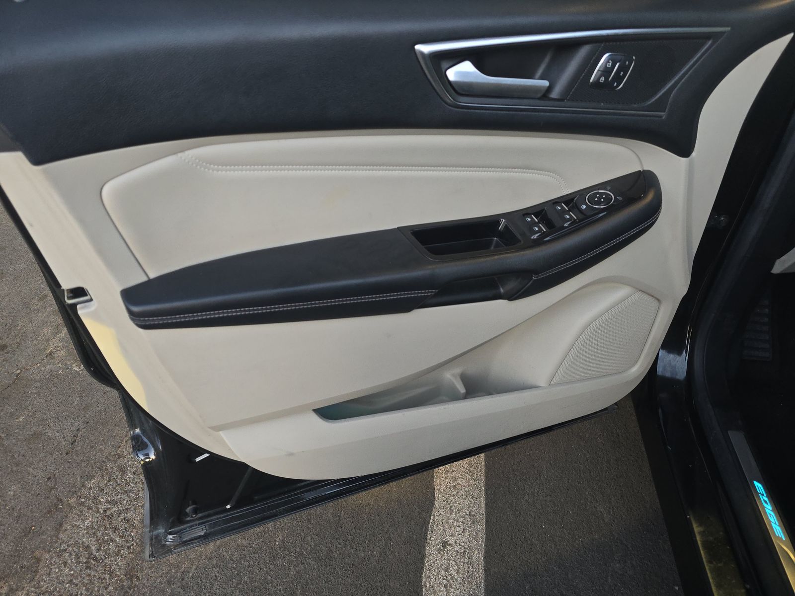 2015 Ford Edge Titanium FWD