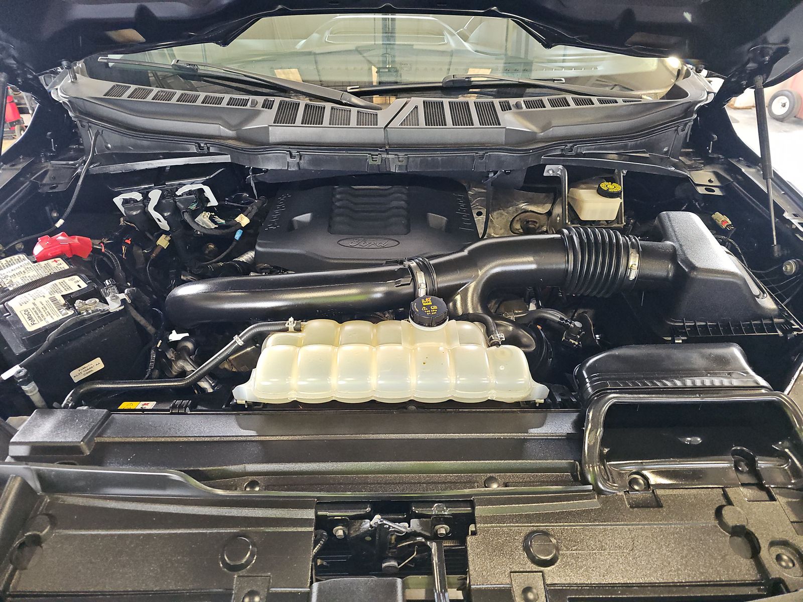 2022 Ford F-150 XLT AWD