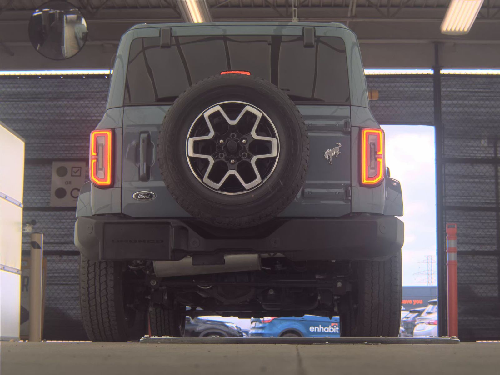 FORD BRONCO - 8