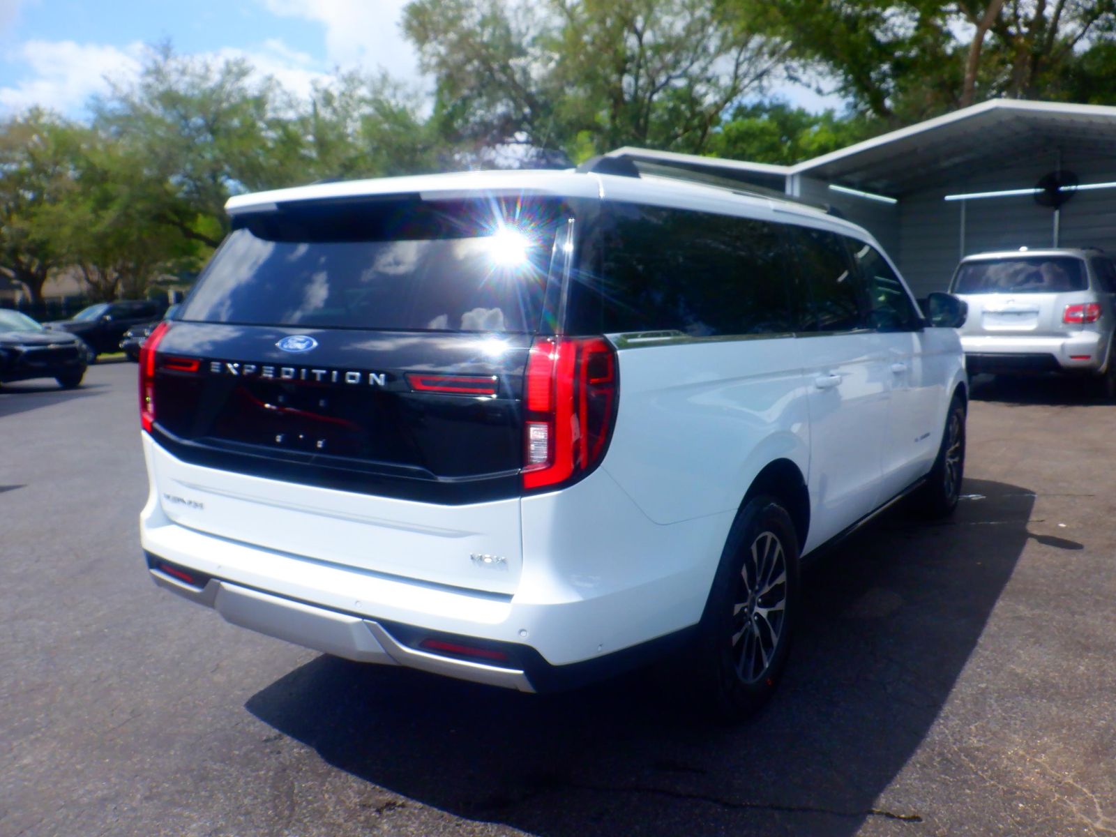 FORD EXPEDITION MAX - 3