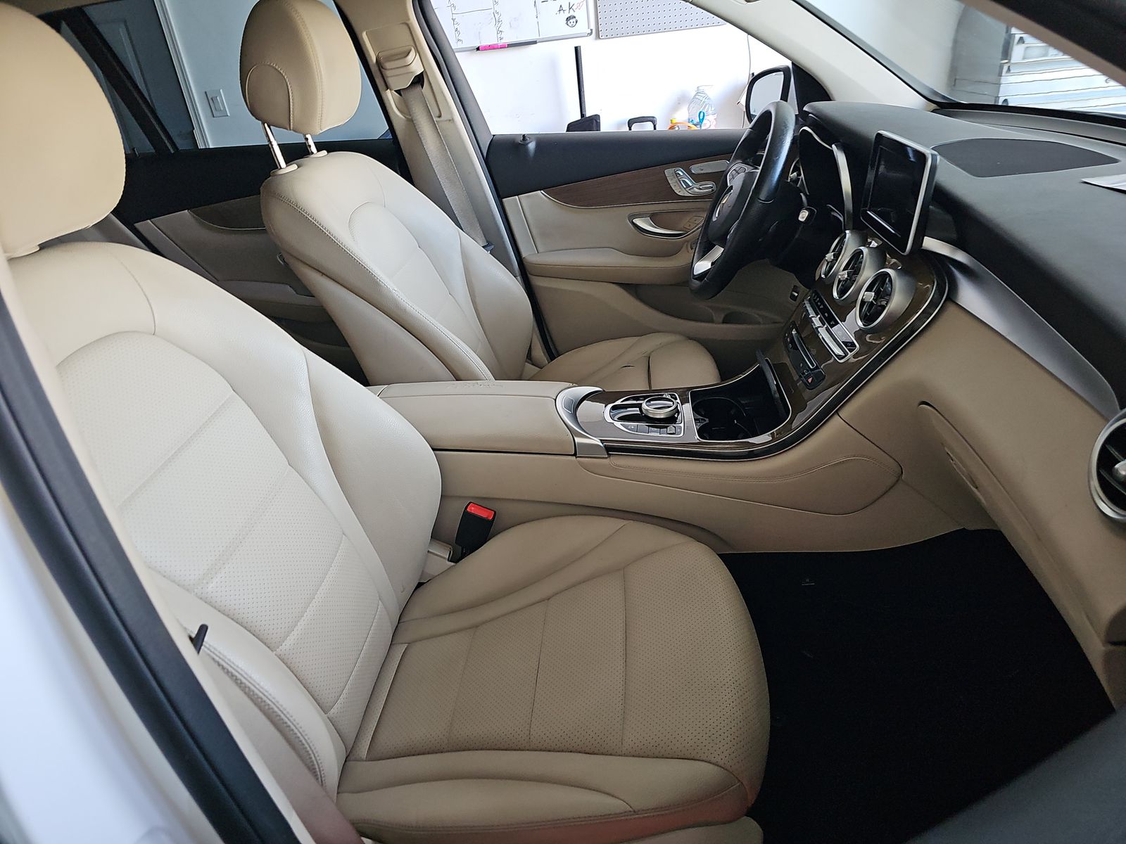 MERCEDES-BENZ GLC-CLASS - 9