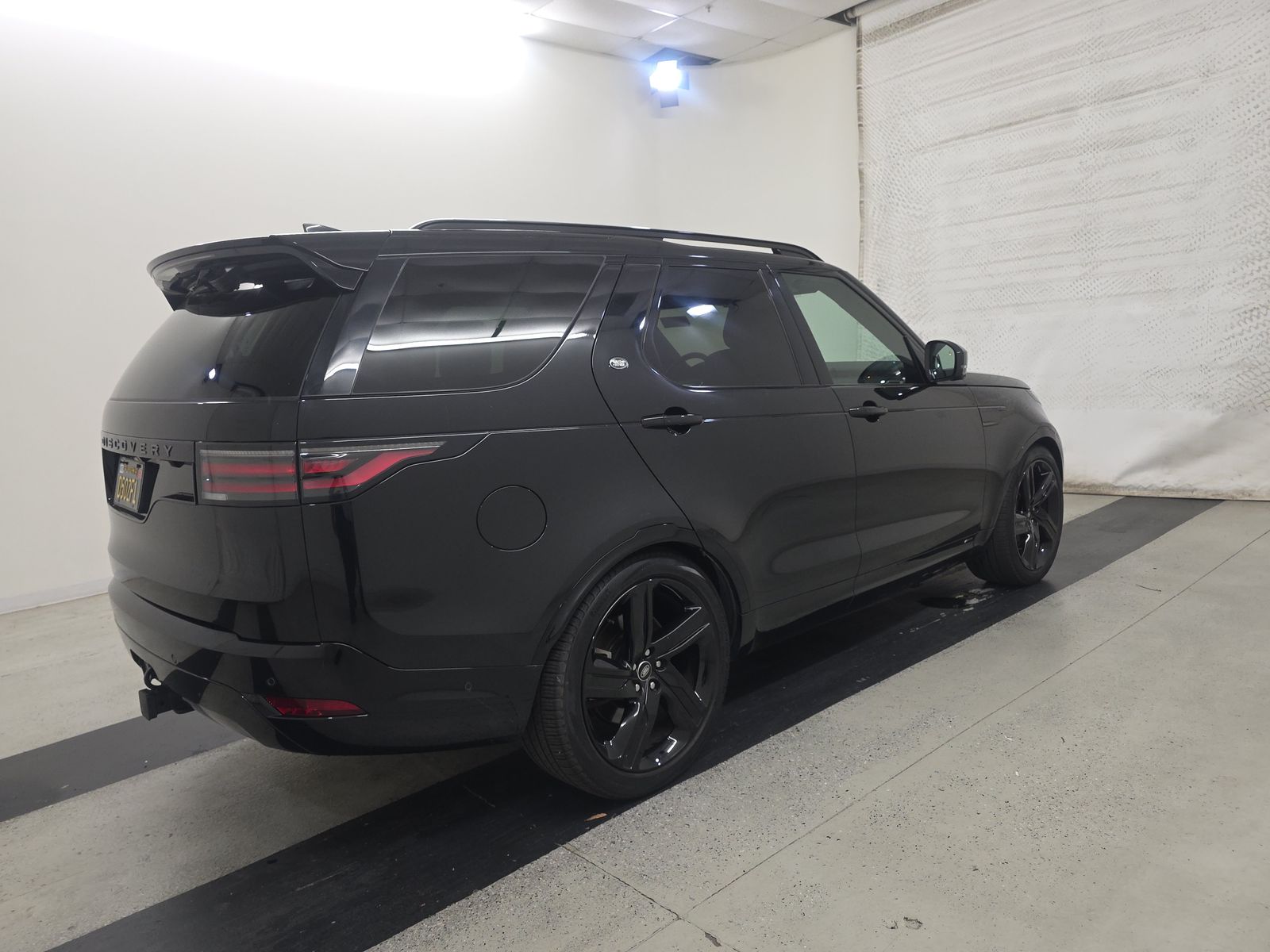 2022 Land Rover Discovery HSE R-Dynamic AWD