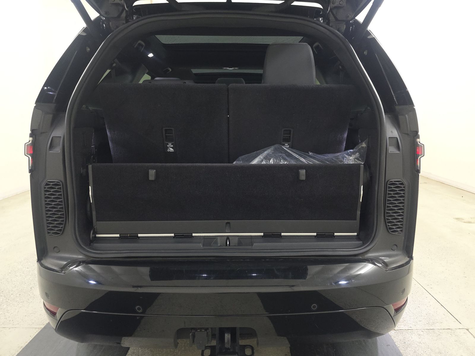 2022 Land Rover Discovery HSE R-Dynamic AWD