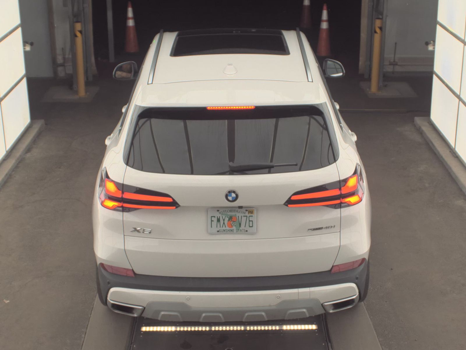 2026 BMW X5 sDrive40i RWD