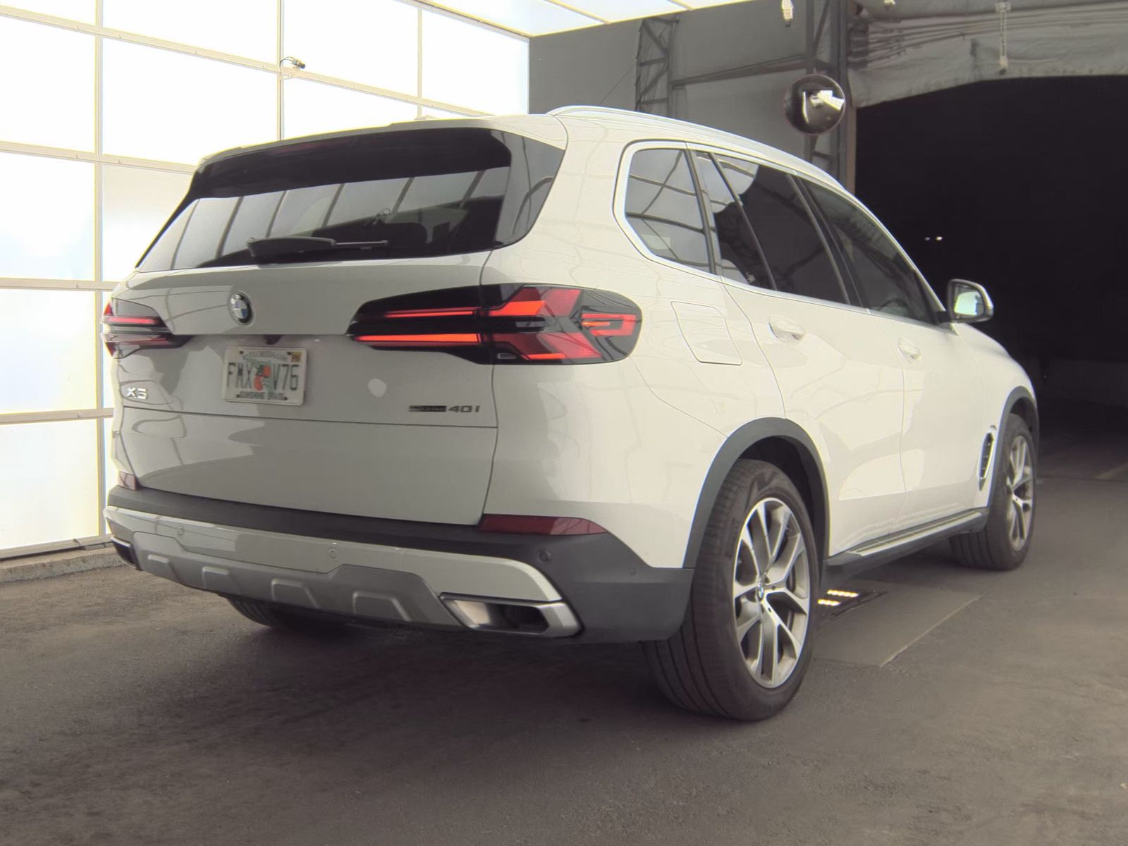 2026 BMW X5 sDrive40i RWD