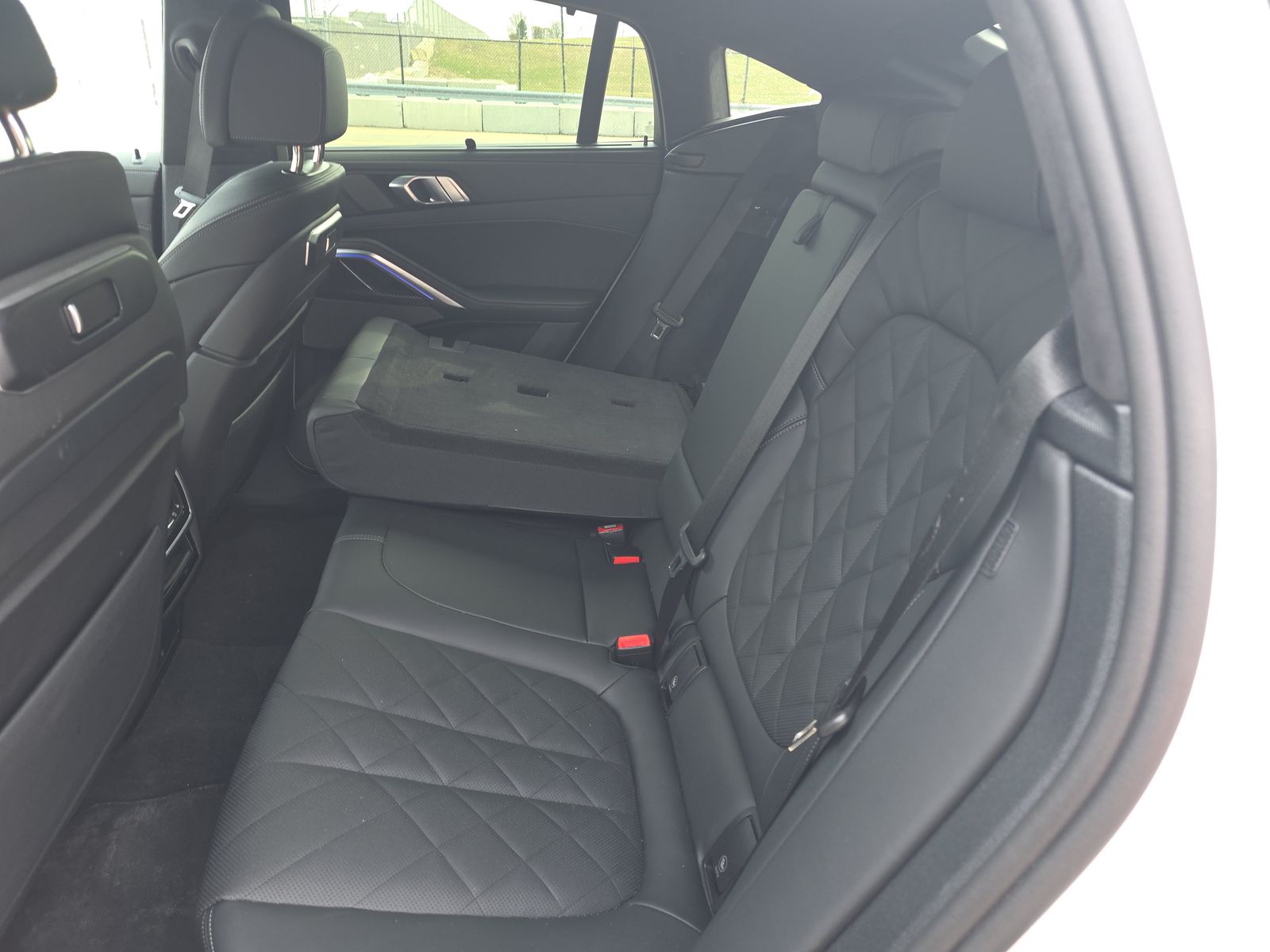 2026 BMW X6 M60i xDrive AWD