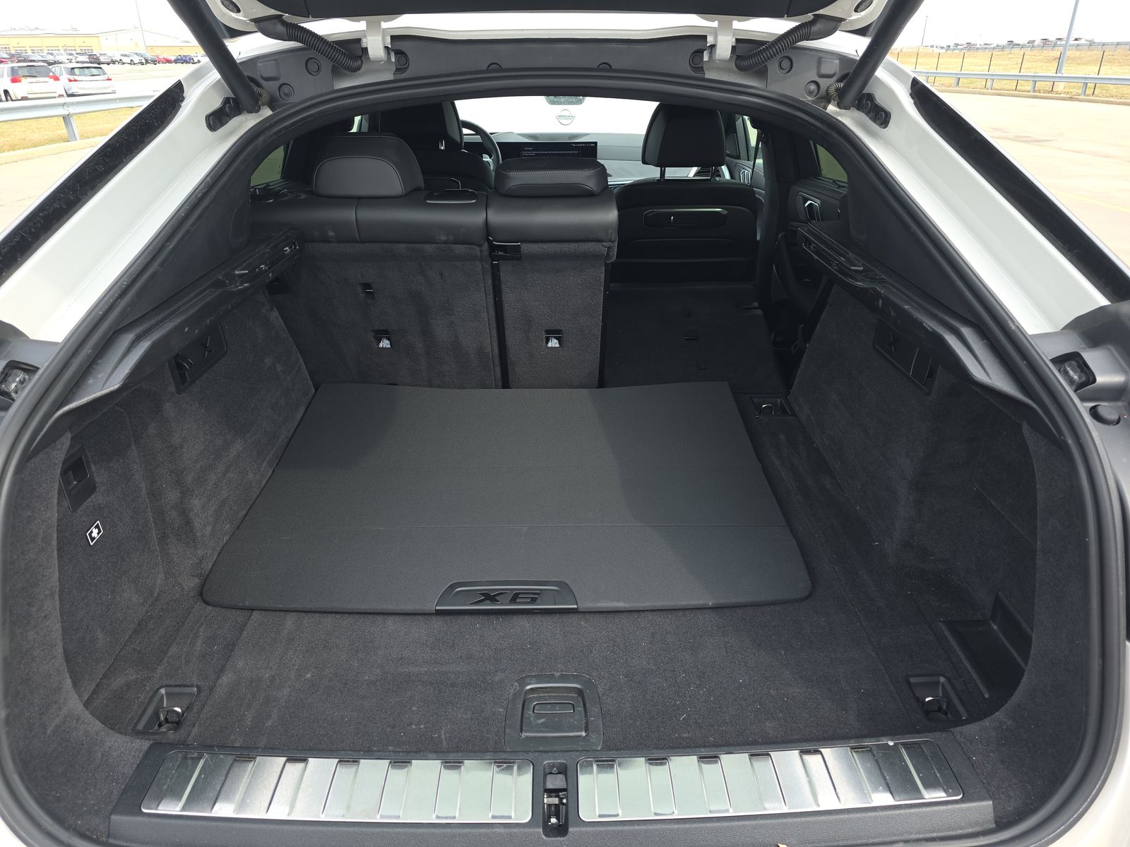 2026 BMW X6 M60i xDrive AWD