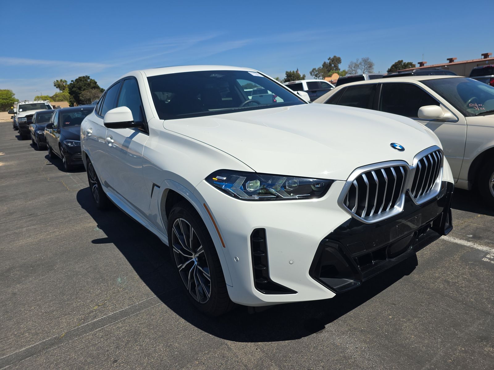 2026 BMW X6 xDrive40i AWD