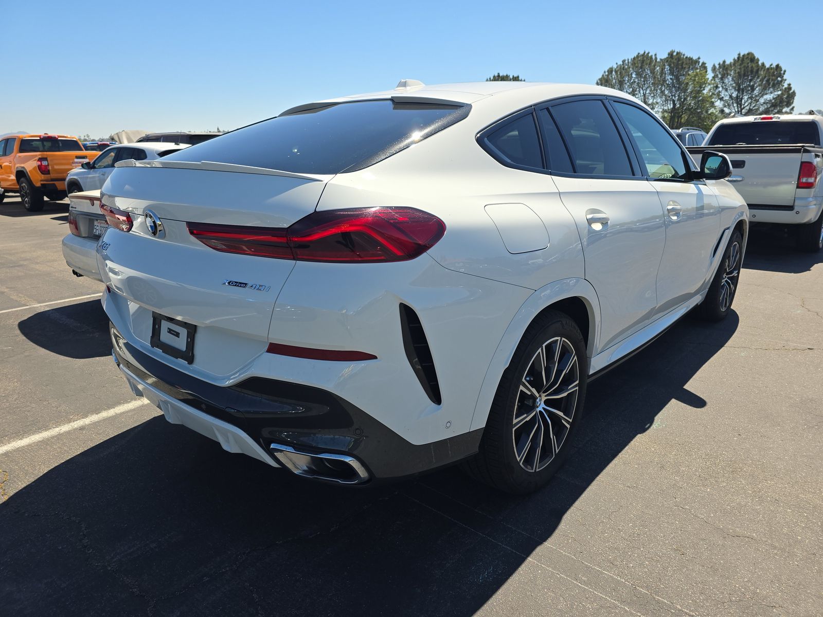 2026 BMW X6 xDrive40i AWD