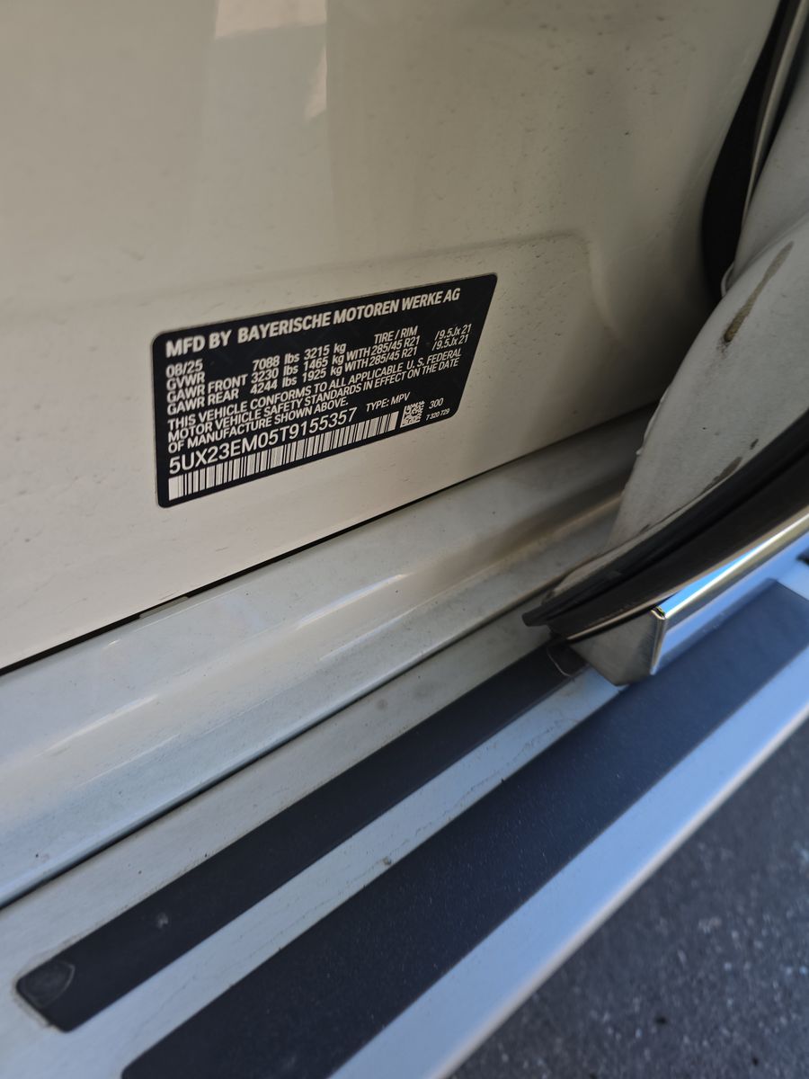 2026 BMW X7 xDrive40i AWD