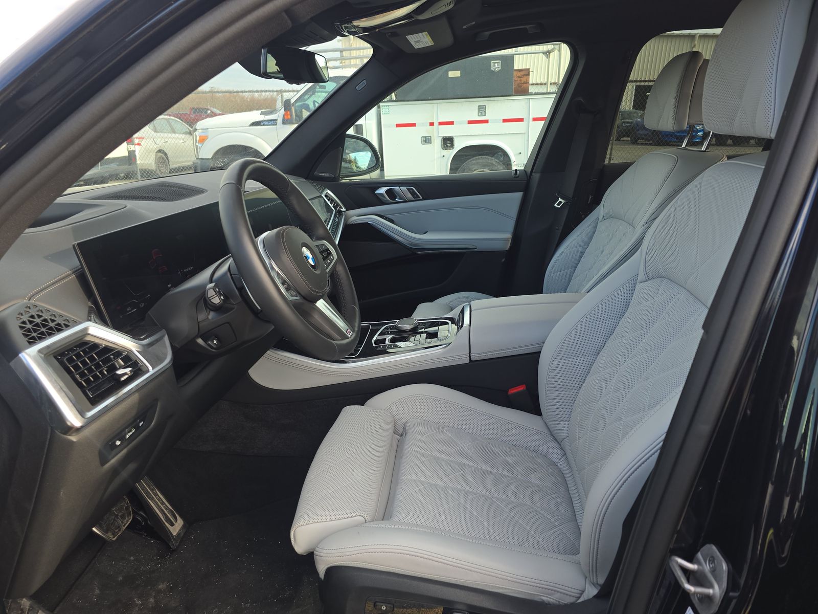 2026 BMW X5 sDrive40i RWD