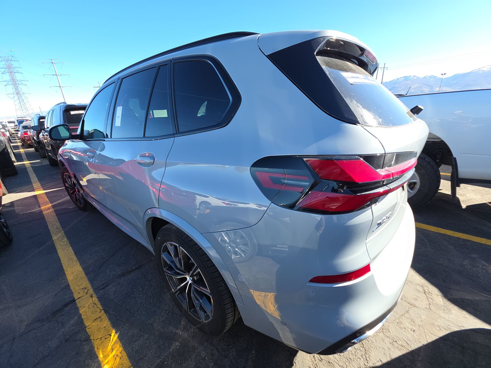 2026 BMW X5 sDrive40i RWD