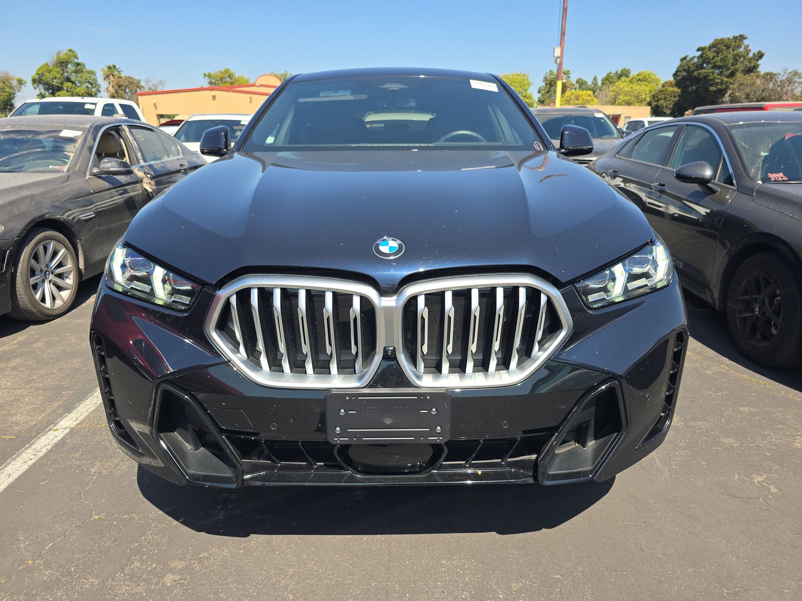 2026 BMW X6 xDrive40i AWD