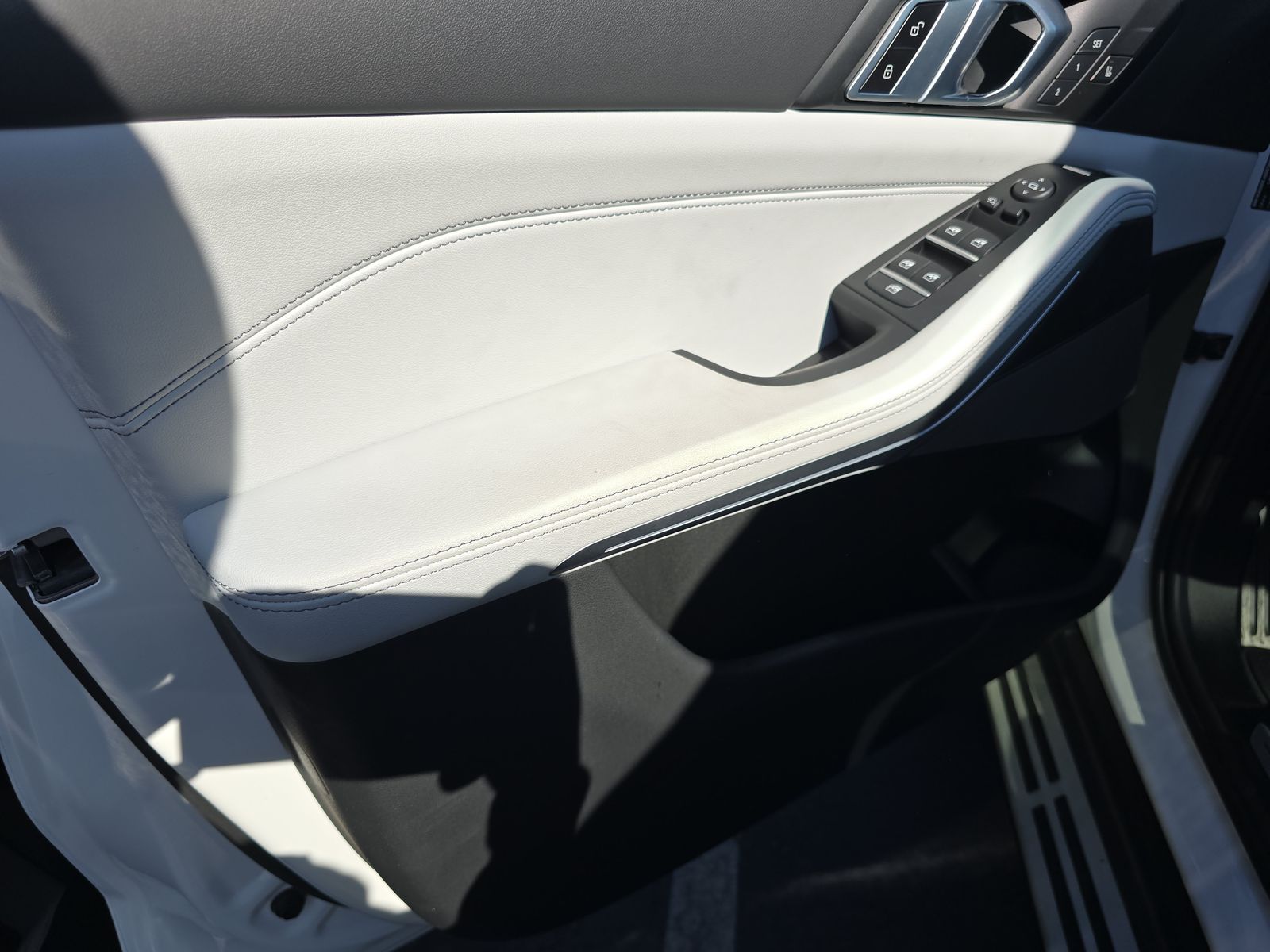 2026 BMW X5 sDrive40i RWD