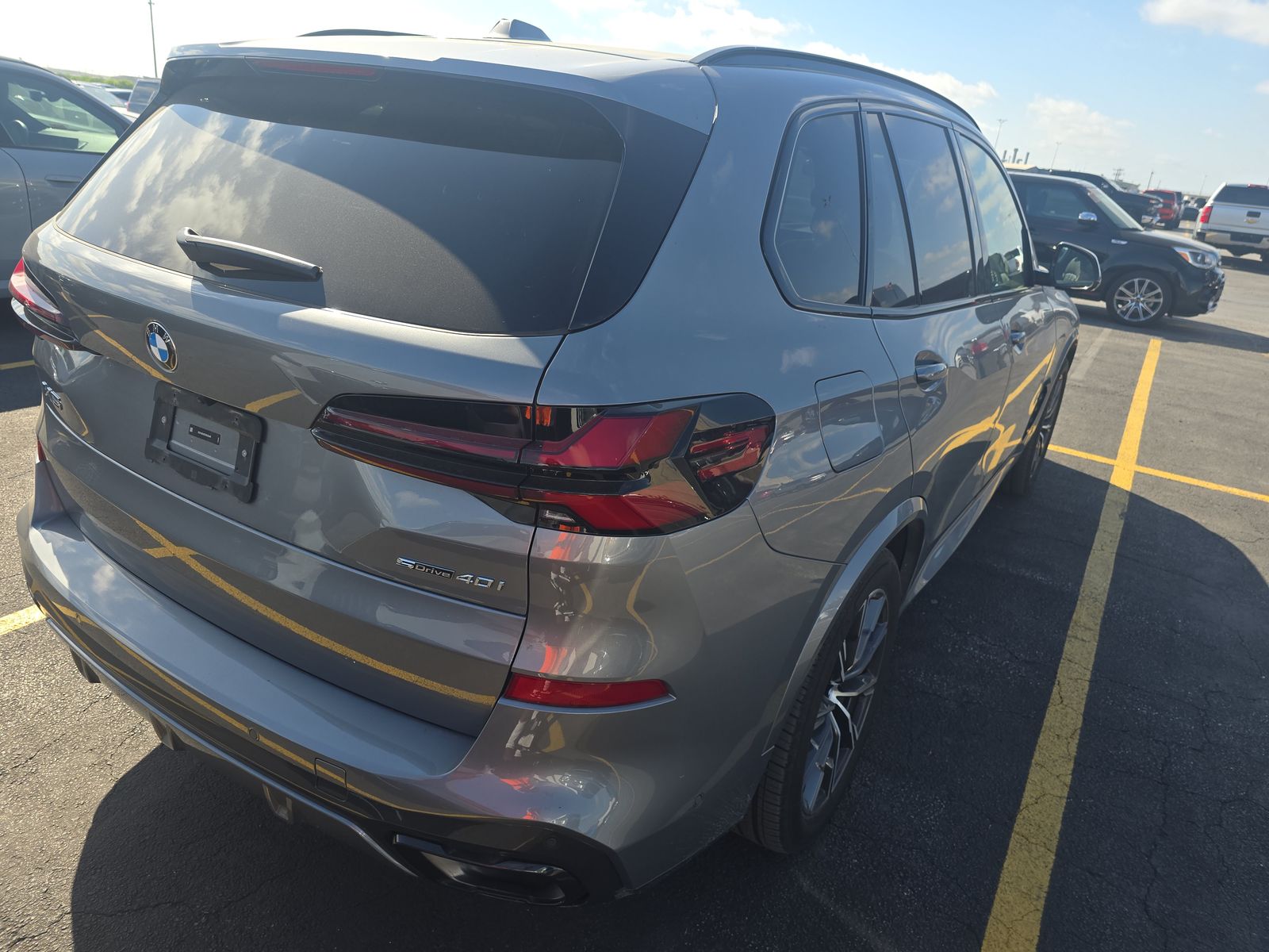 2026 BMW X5 sDrive40i RWD