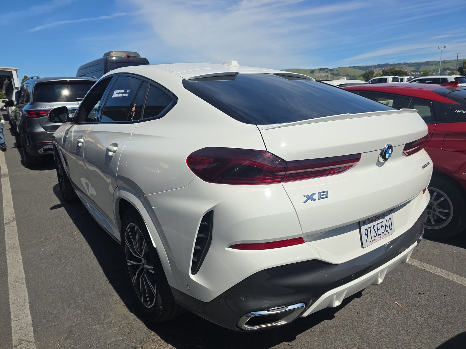 2026 BMW X6 xDrive40i AWD