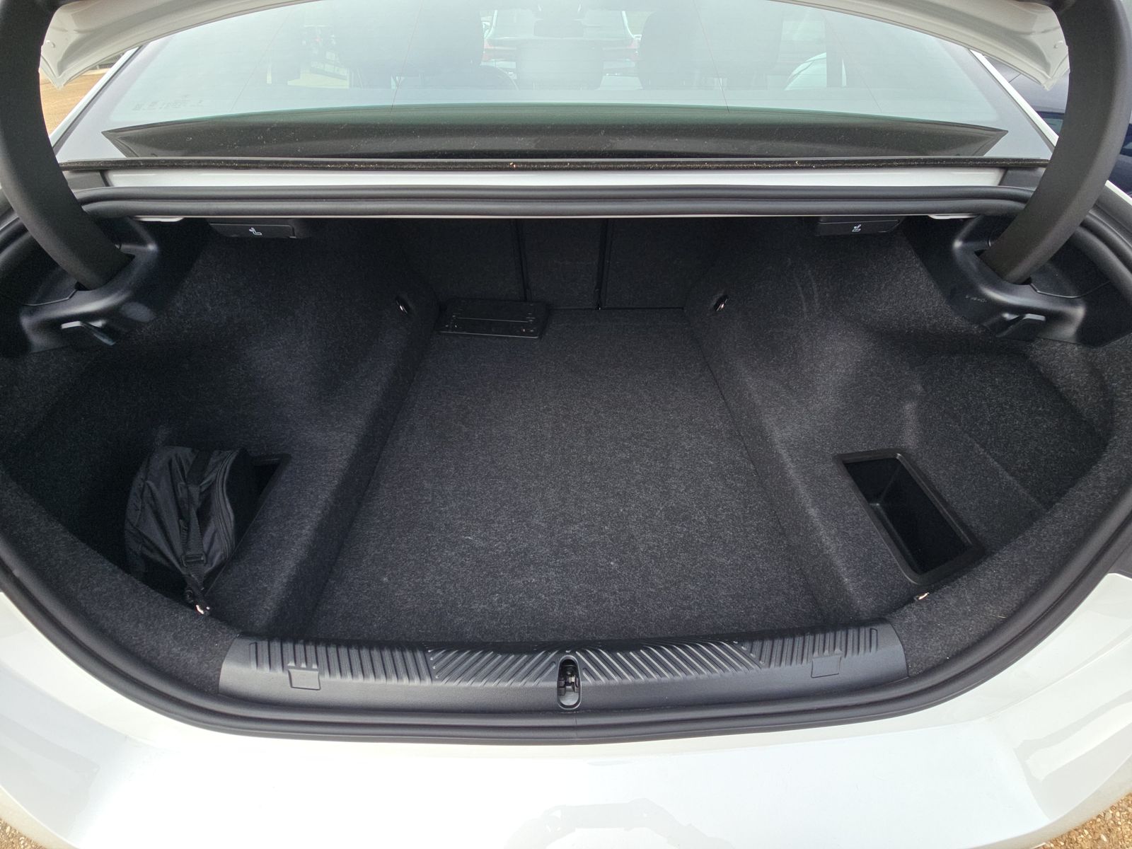 2026 BMW 5 Series 530i xDrive AWD