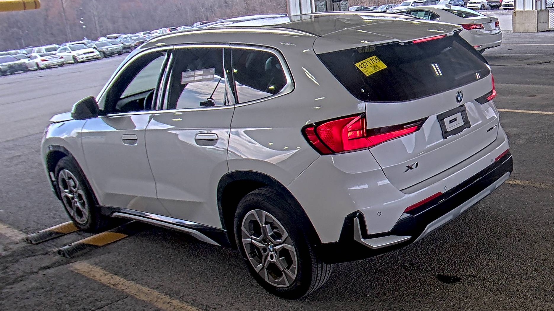 2026 BMW X1 xDrive28i AWD