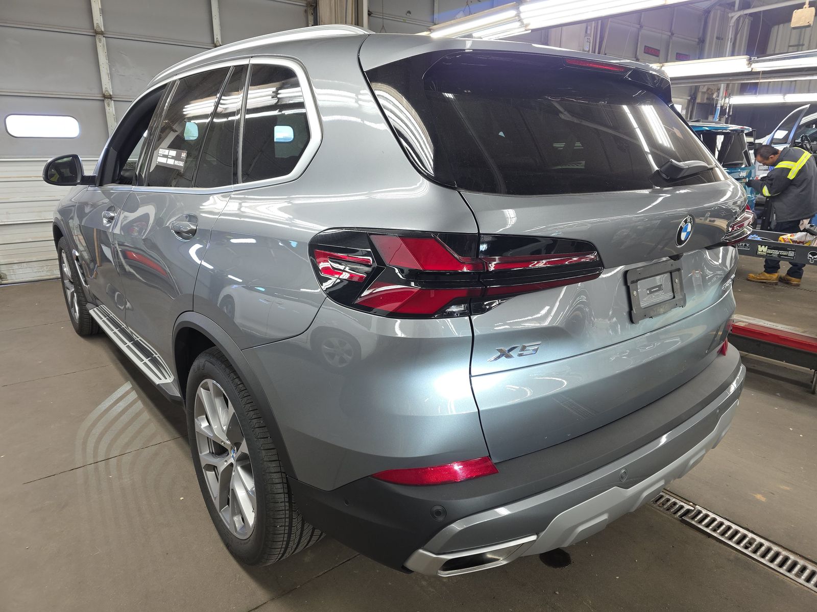 2026 BMW X5 sDrive40i RWD