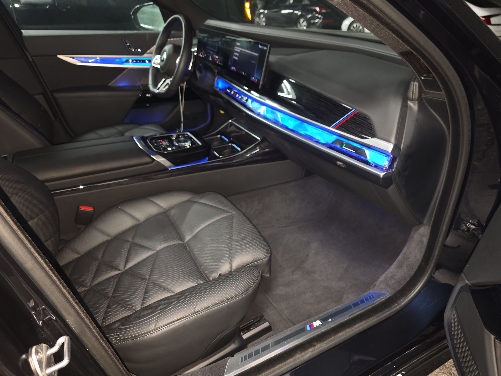 2025 BMW 7 Series 740i xDrive AWD