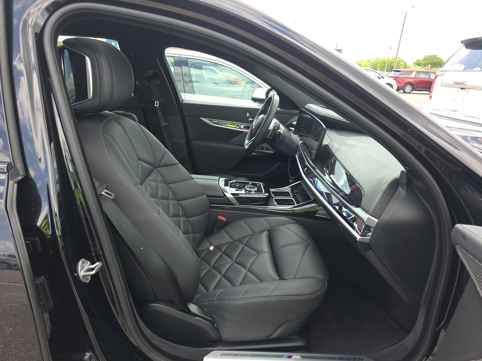 2025 BMW 7 Series 740i xDrive AWD