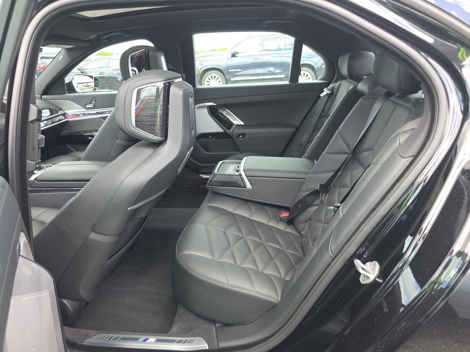 2025 BMW 7 Series 740i xDrive AWD