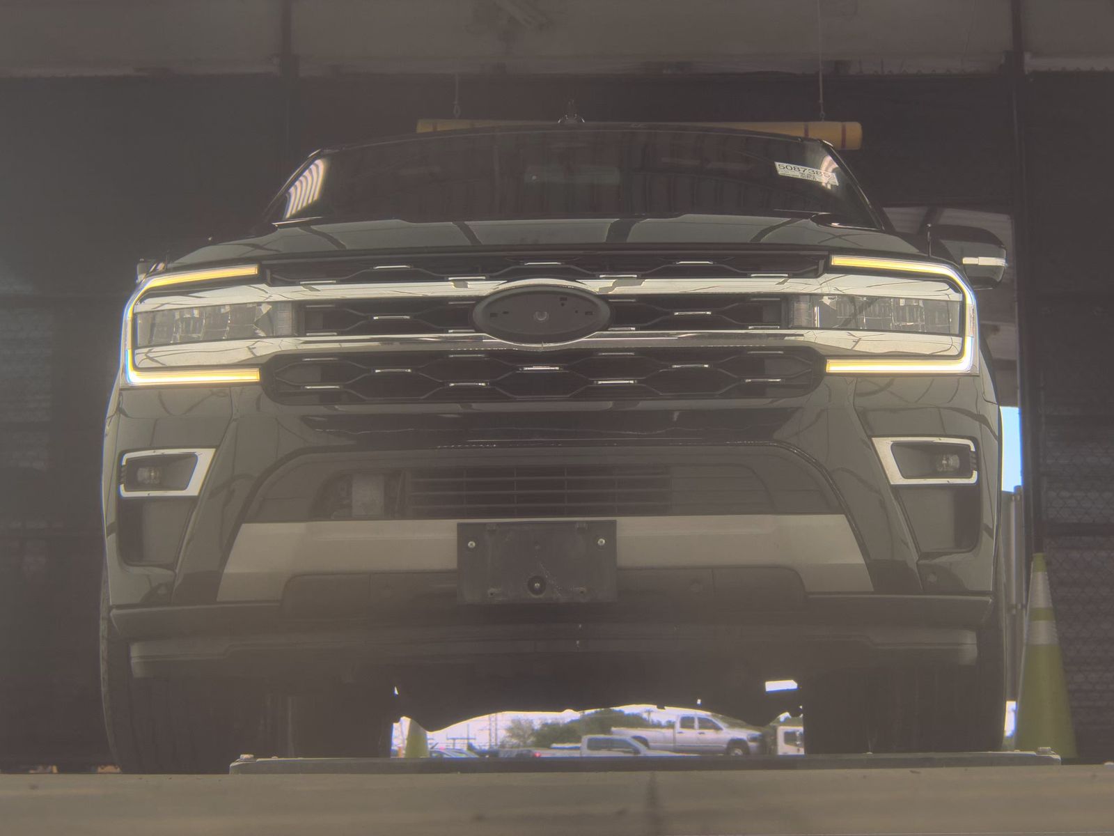 FORD EXPEDITION - 4