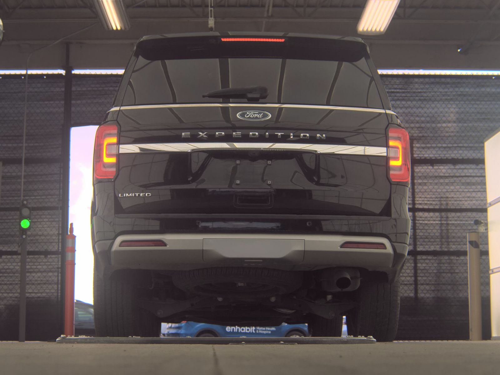 FORD EXPEDITION - 8