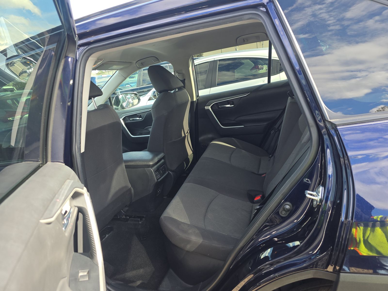 2020 Toyota RAV4 Hybrid XLE AWD