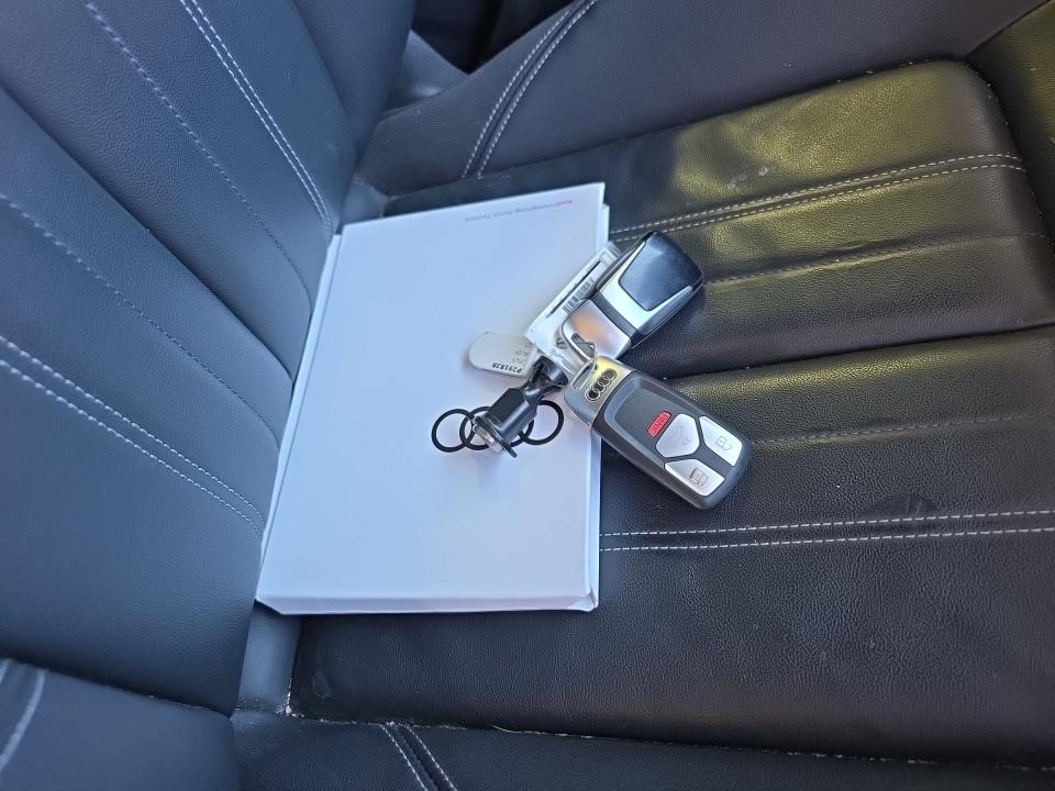 2023 Audi Q5 S line Premium AWD