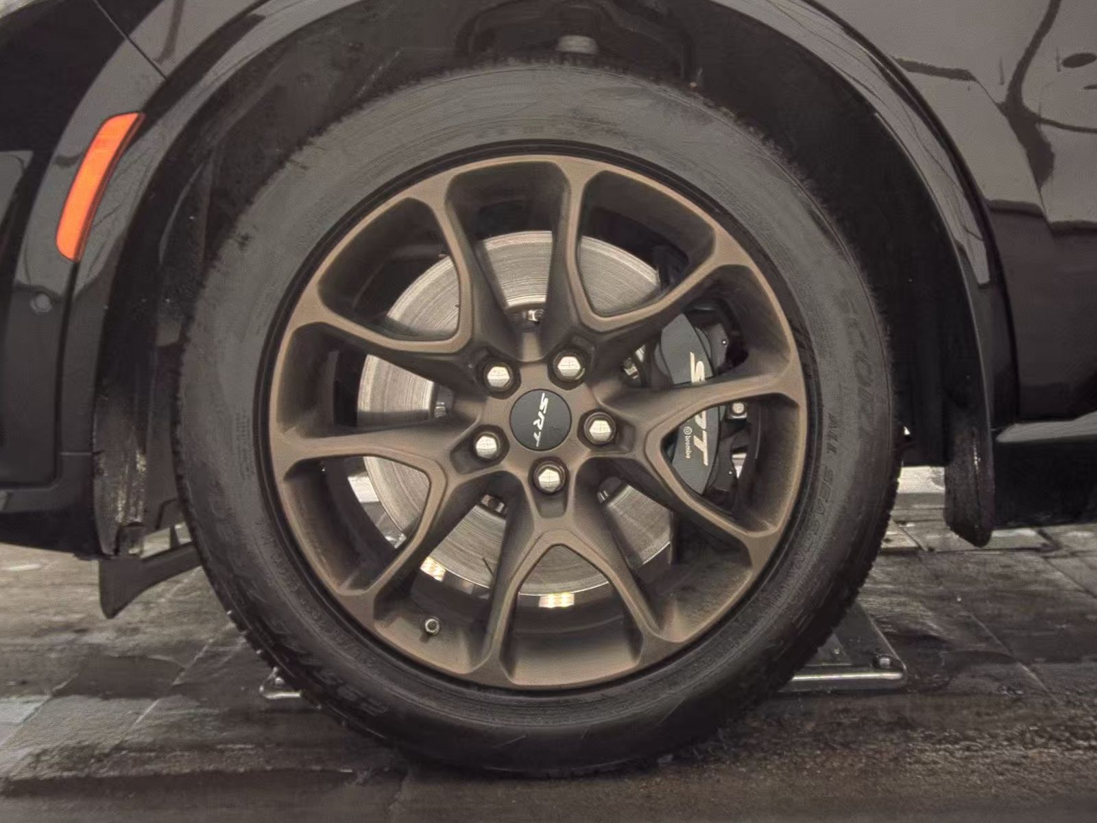 DODGE HAMMERHEAD - 10