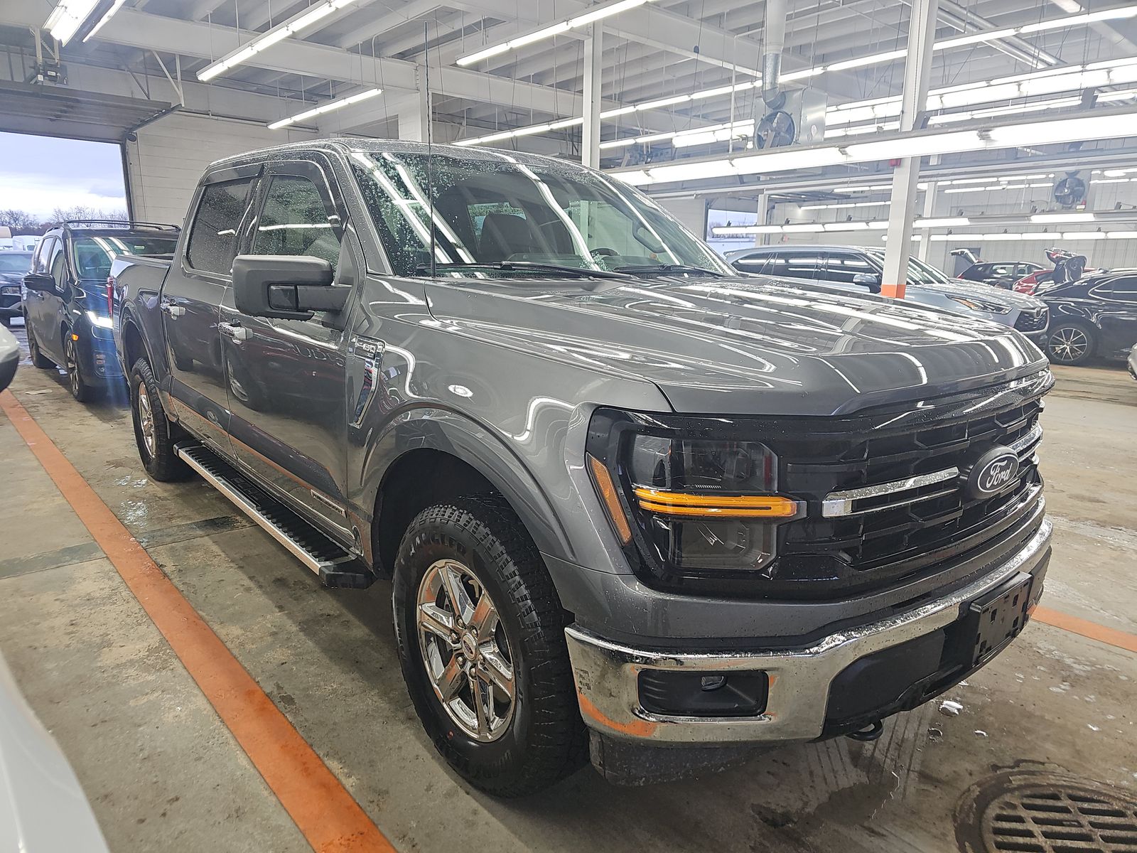 2025 Ford F-150 Hybrid XLT AWD