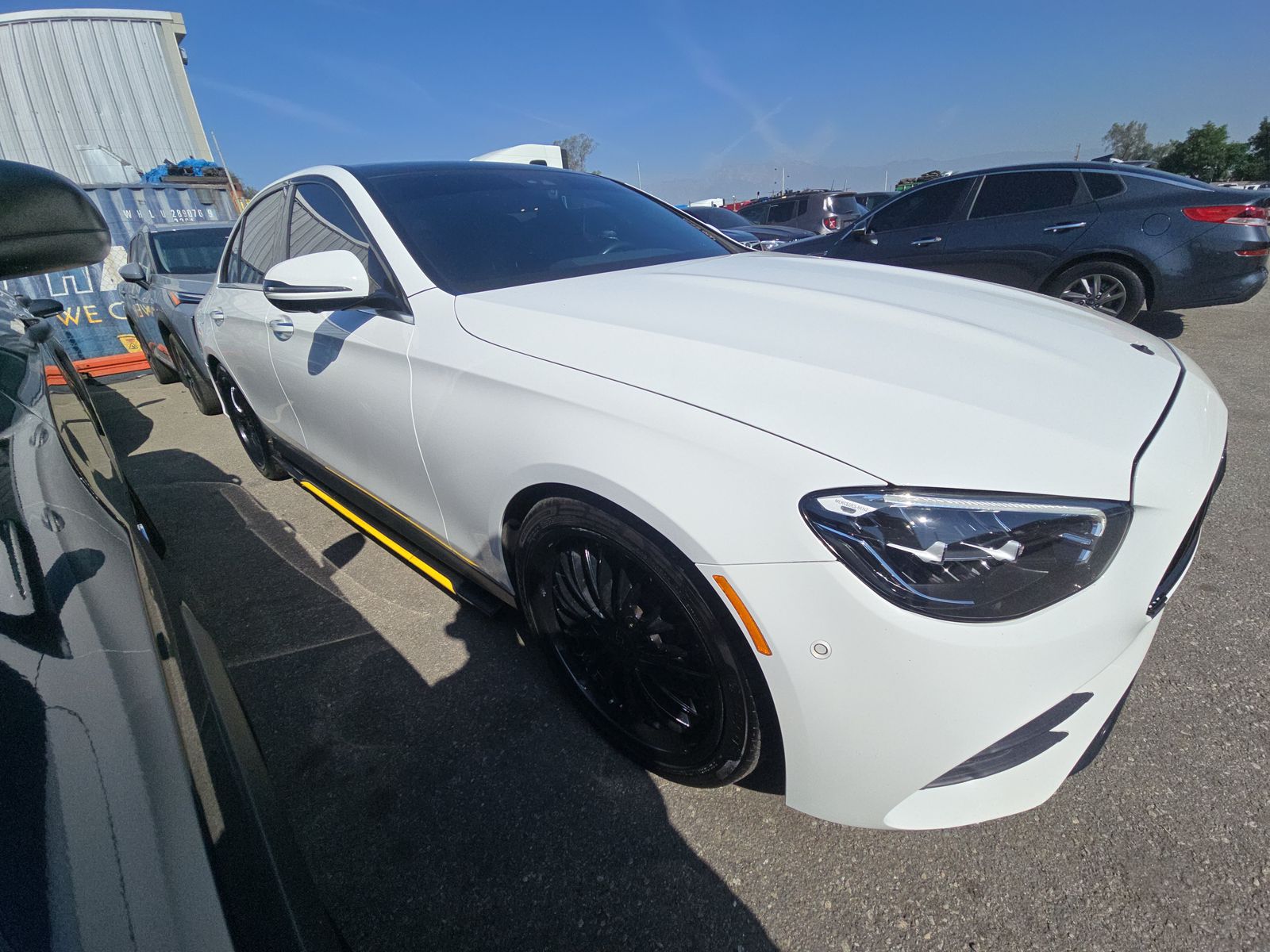 MERCEDES-BENZ E-CLASS - 4