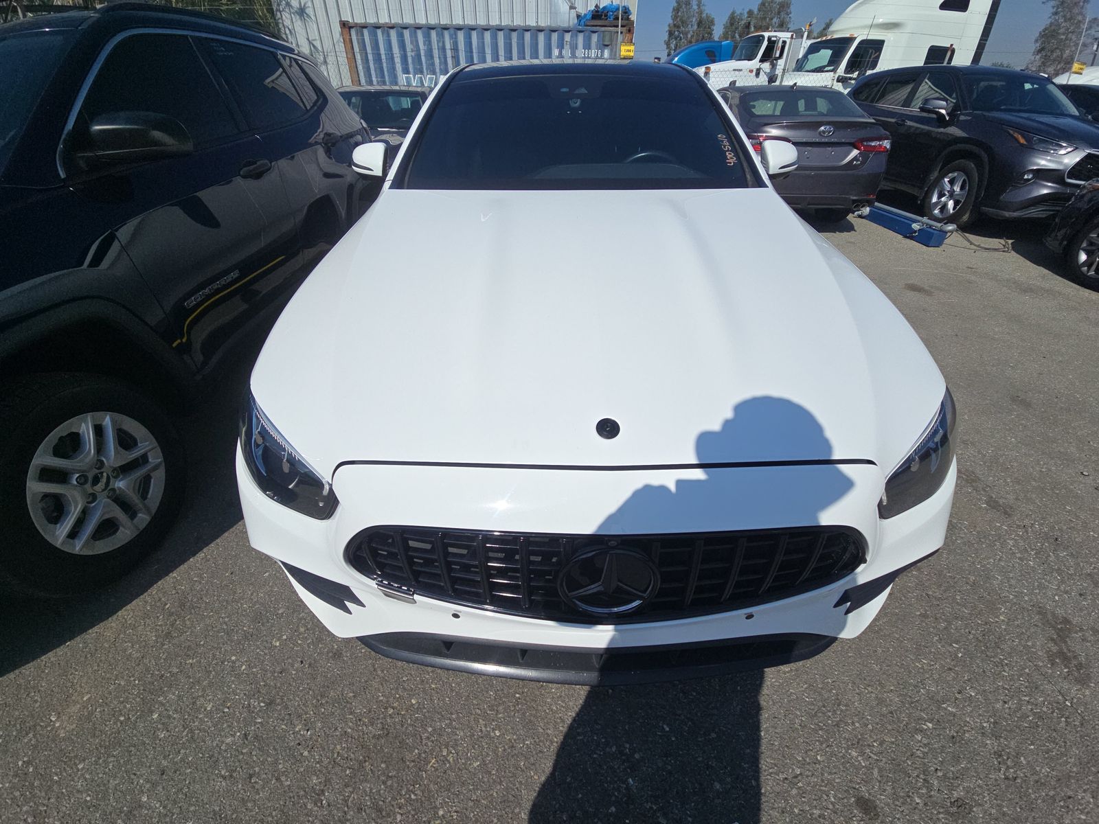 MERCEDES-BENZ E-CLASS - 3